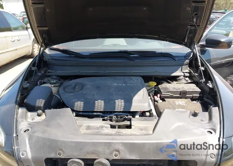 2014 Jeep Cherokee Latitude z USA, uszkodzony, nr VIN 1C4PJMCS7EW247973